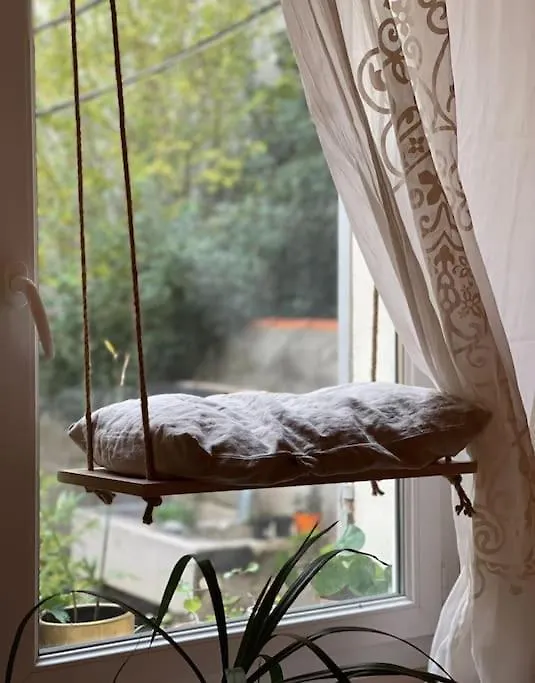 C'Est La Vie… A Marseille Apartment