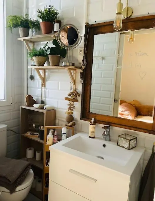 C'Est La Vie… A Marseille Apartment
